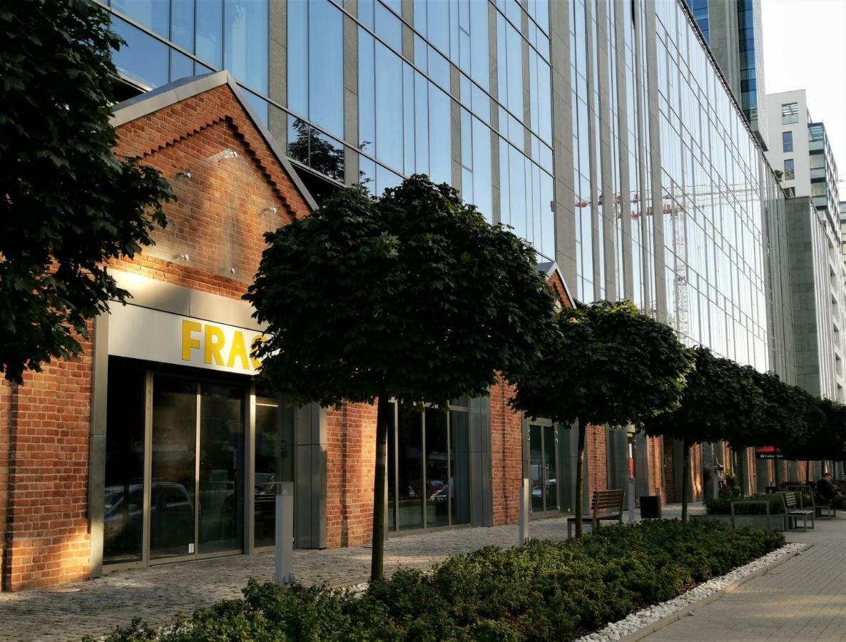 Come&Stay Apartments Wola Warschau Exterior foto
