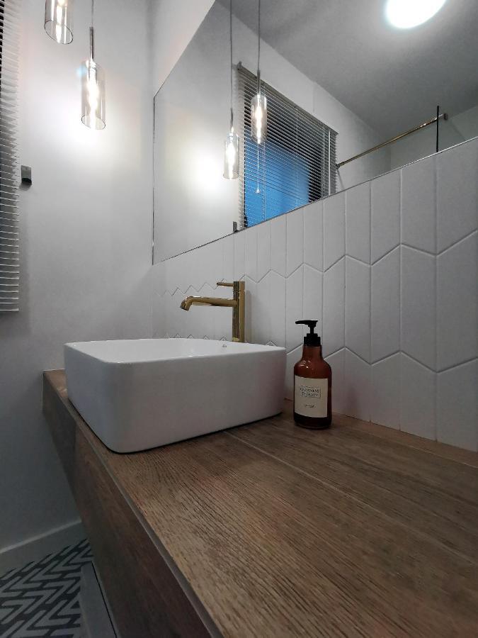 Come&Stay Apartments Wola Warschau Exterior foto